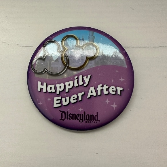 Disneyland‎ Happily Ever After Pin - Picture 2 of 3